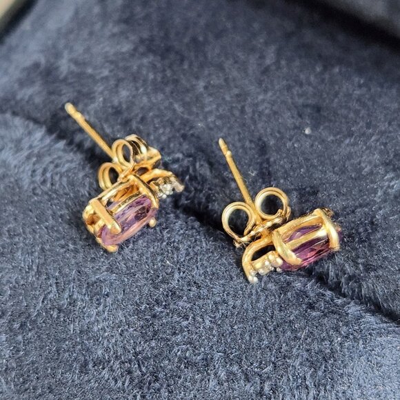 True VTG 80s 14K Solid Gold Natural Amethyst & Diamond Stud Earrings - Picture 2 of 15